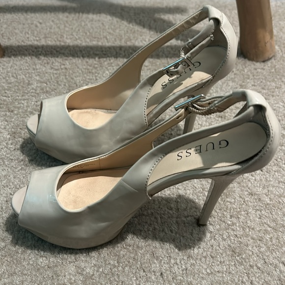 GUESS Nude Peep Toe Heel - Picture 3 of 5